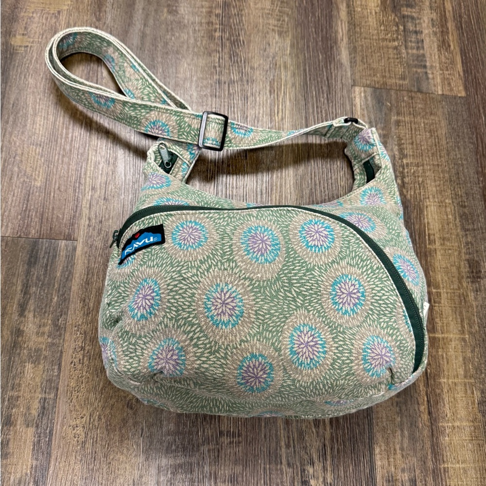 Kavu Sage Green Floral Pattern Crossbody Bag Distressed Limited Edition - Picture 2 of 16